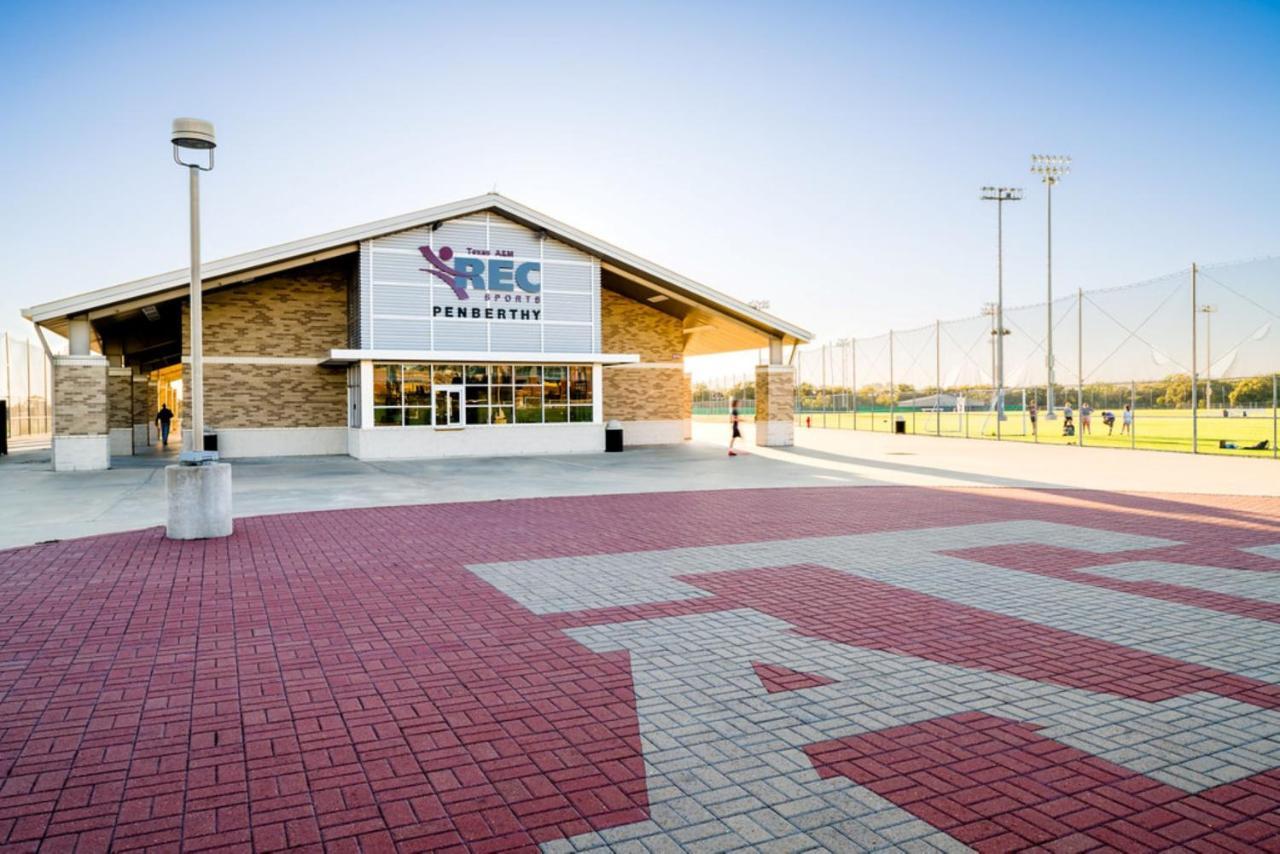 Holiday Inn & Suites College Station-Aggieland By Ihg Exterior photo
